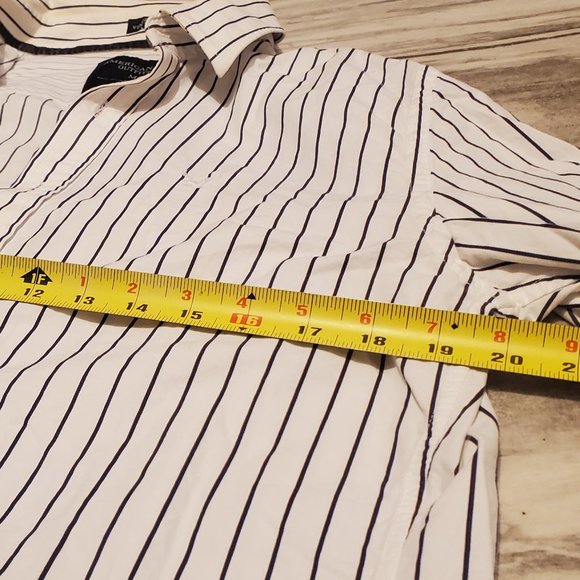 American Eagle casual button up shirt - Picture 2 of 9